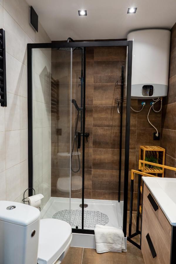 Apartament Przy Parku Naleczow Bagian luar foto